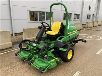 John Deere 7400A mower