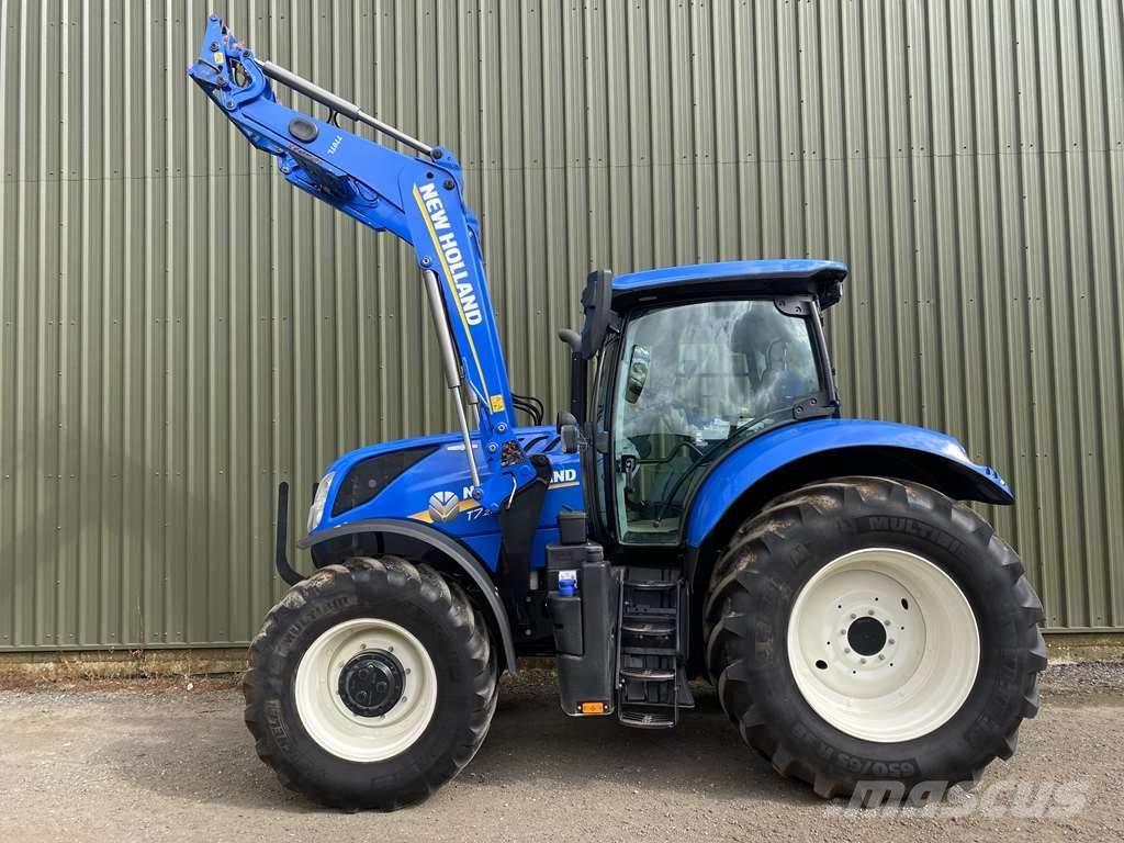 New Holland T7.210 Auto Command Tractors