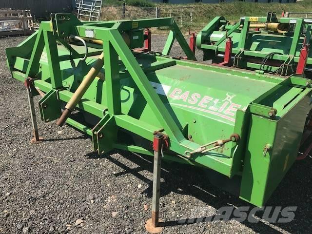 Standen LKA280 SD Haulm toppers