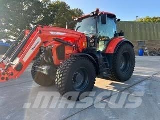 Kubota 7152 Tractors