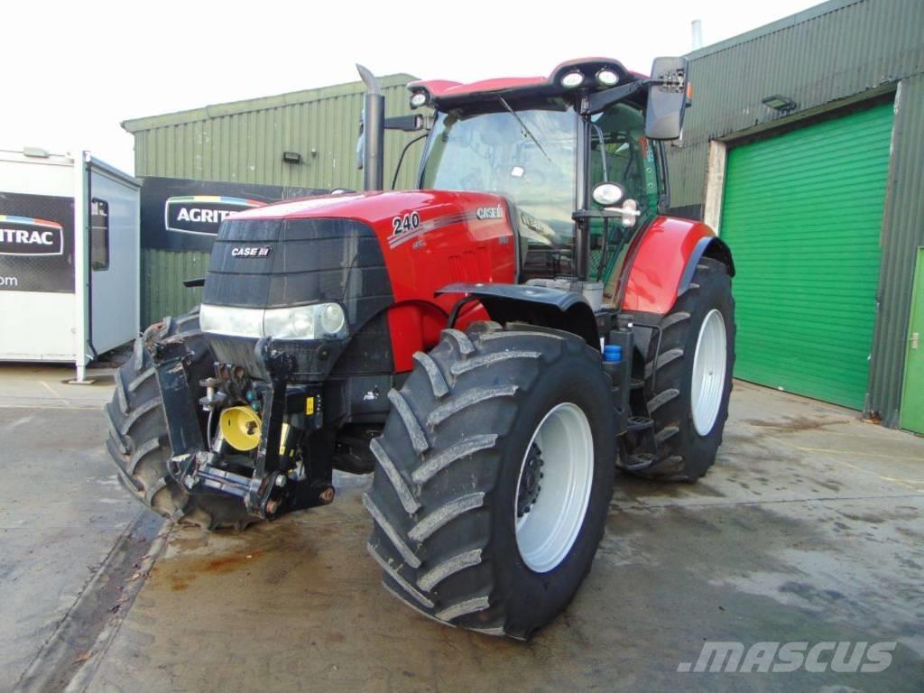 CASE 240 Tractors