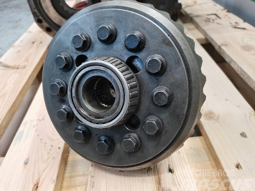 New Holland LM 445 { 11X31 Spicer front attack Transmission
