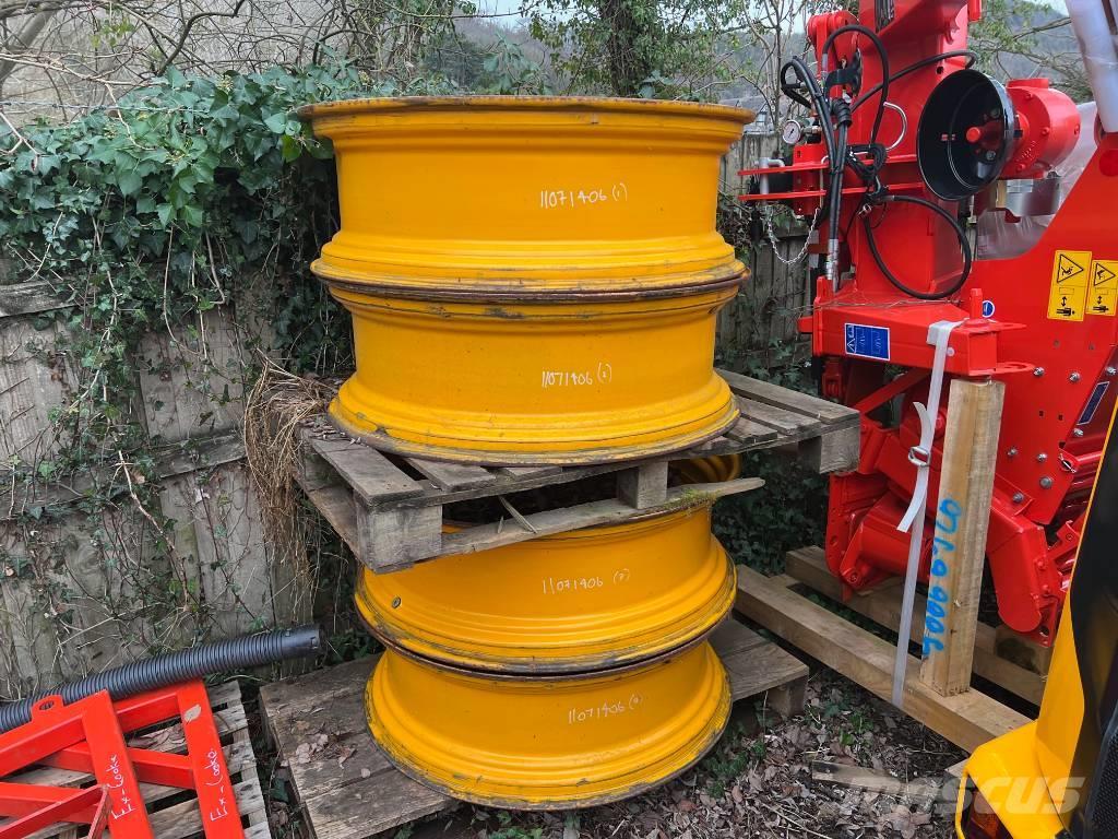 JCB 4 x Wheel Rims Tyres, wheels and rims