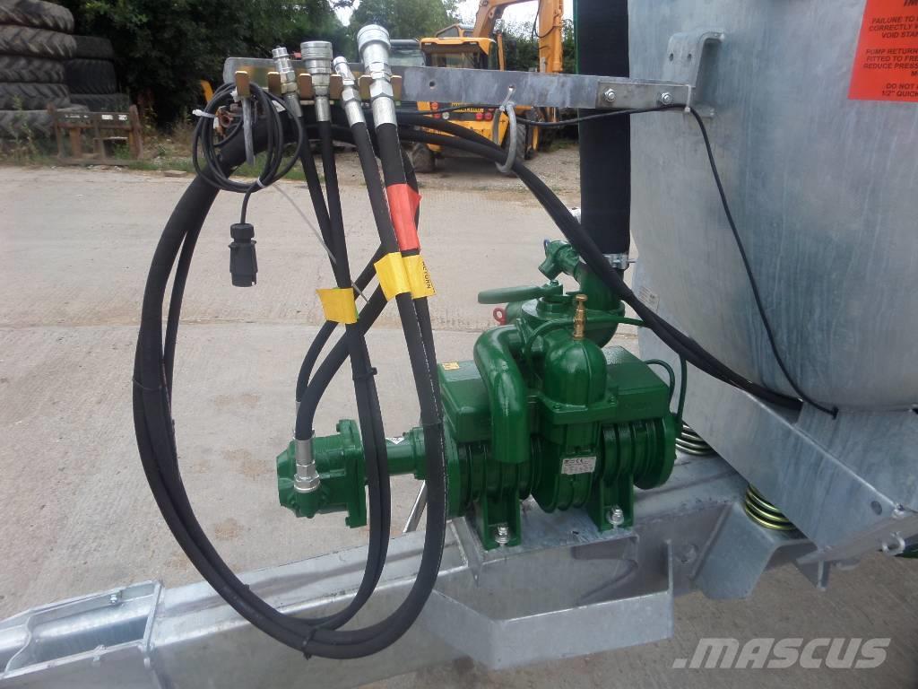 Major 1700 vacuum tanker Slurry tankers