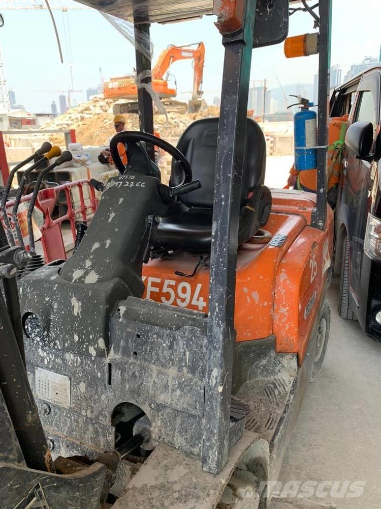 Tcm Forklift FD25T4, 2014, HONG KONG T2 TRUNK, Hong Kong Mascus UK