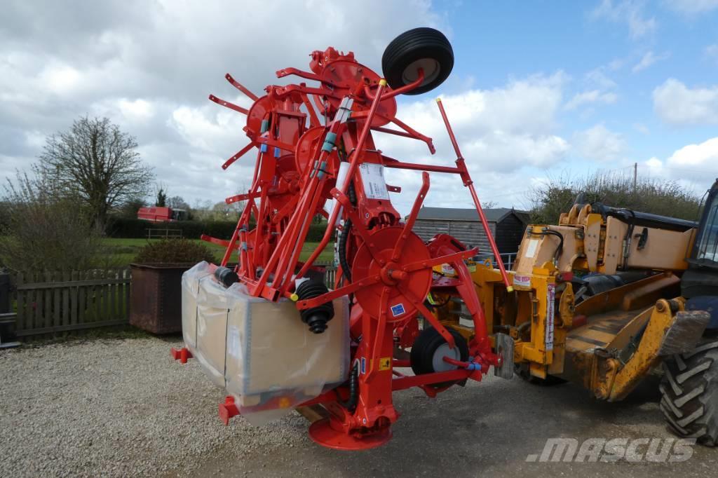 Kuhn GF8700 Rakes and tedders