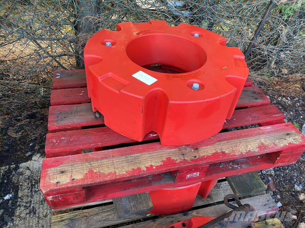 Fendt 2 x 1000kg Wheel Weight Other tractor accessories