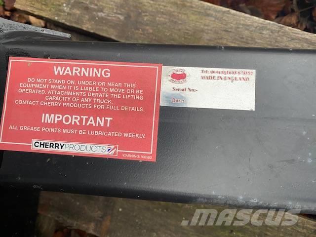 Cherry Euro  8 Adaptor Plate Other loading and digging and accessories