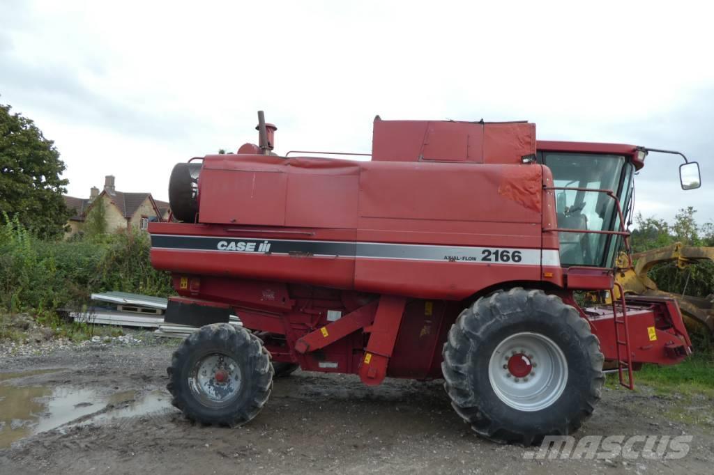 Case IH 2166 Combine harvesters