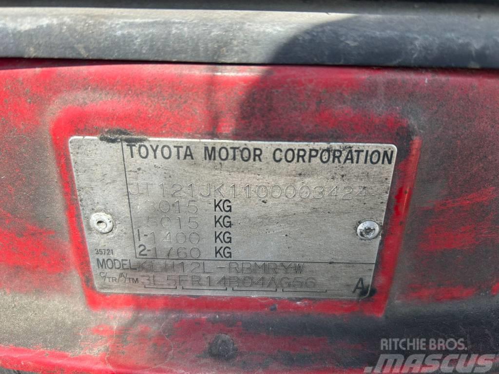 Toyota Hiace 2.5 D4D SHORT Panel vans