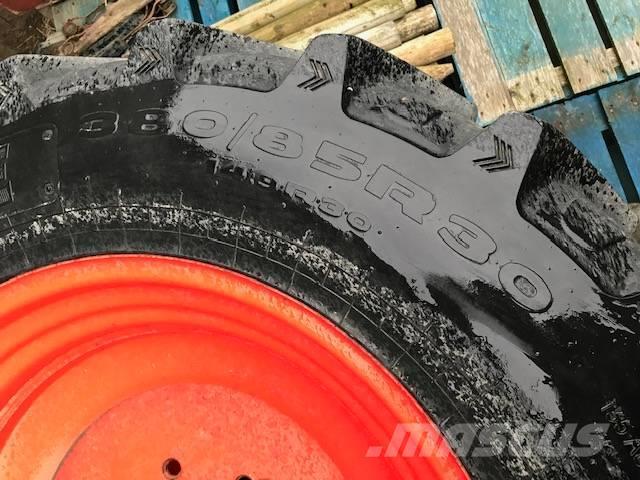  Misc Row Crop Wheels Other tractor accessories
