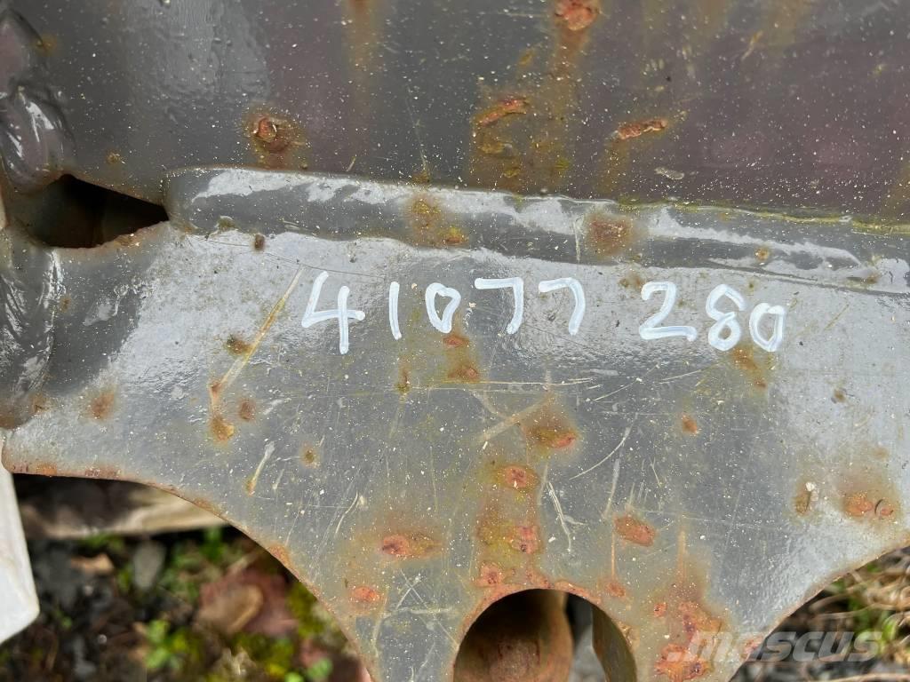 Massey Ferguson Pickup Hitch Other tractor accessories