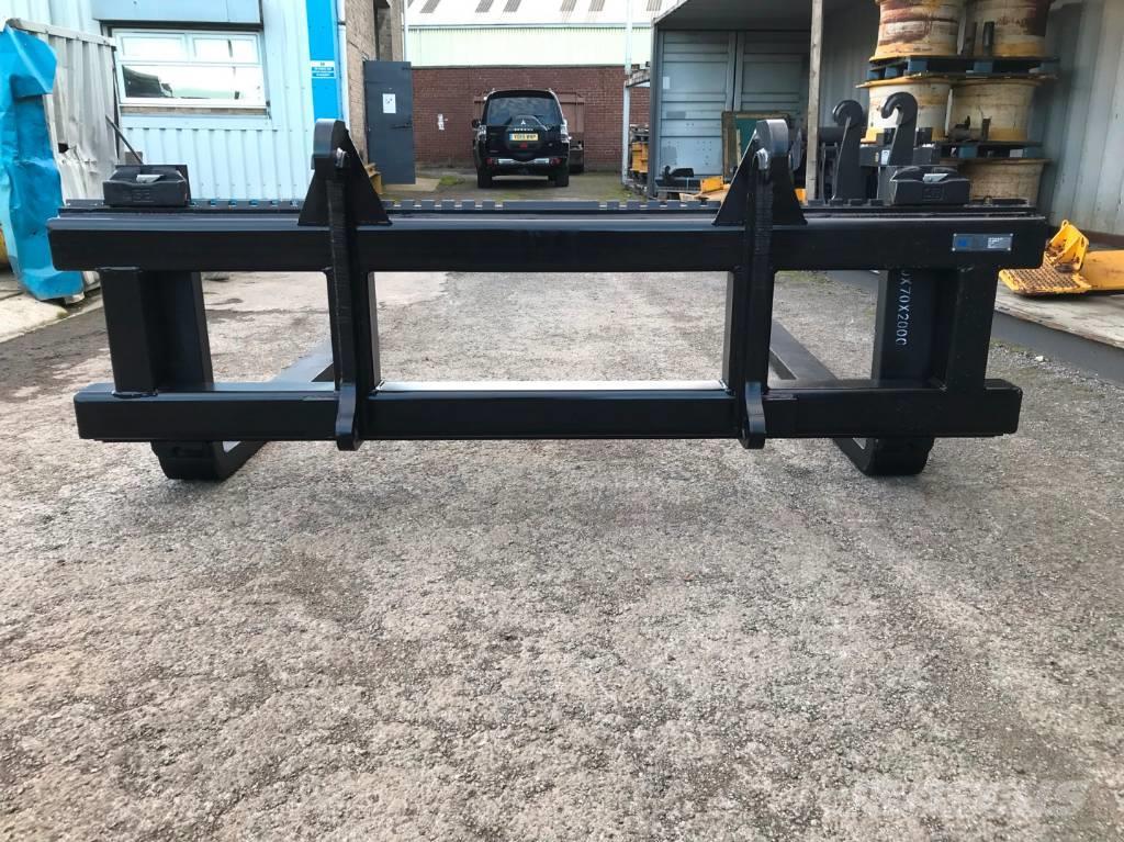  SE / Volvo 5 & 8 & 11 ton pallet forks Other components