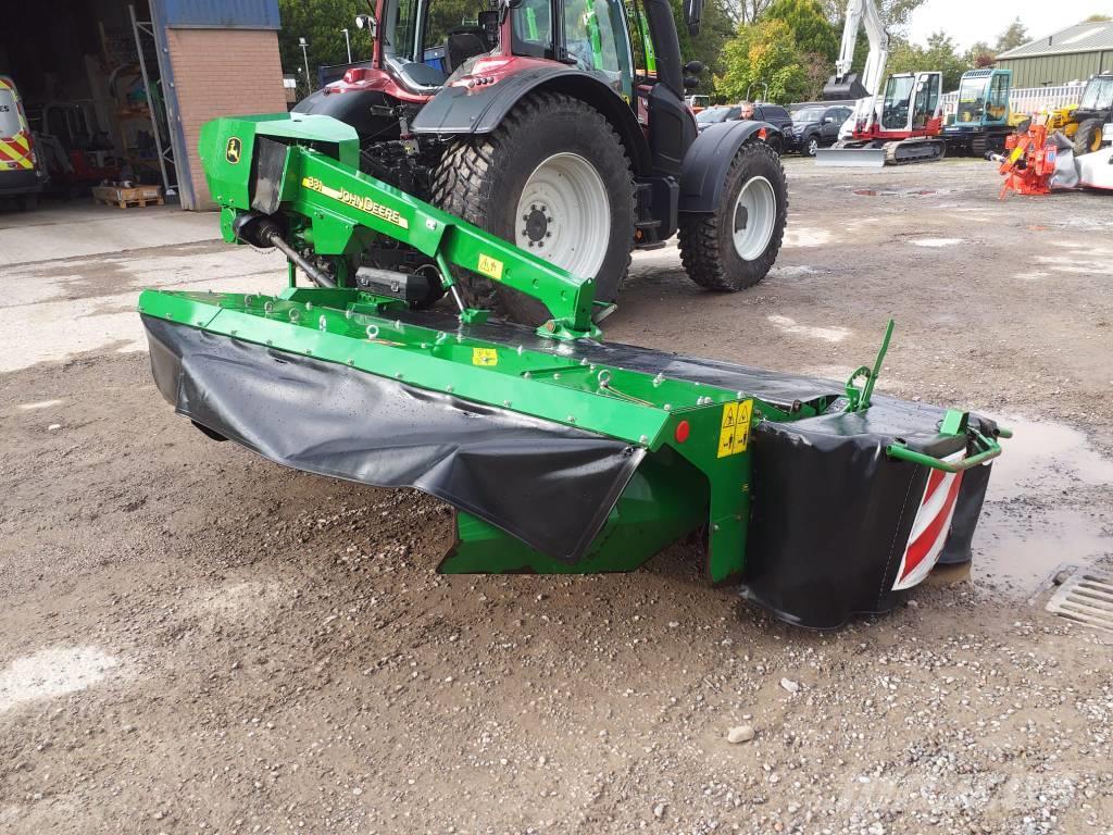 John Deere 331 Mower-conditioners