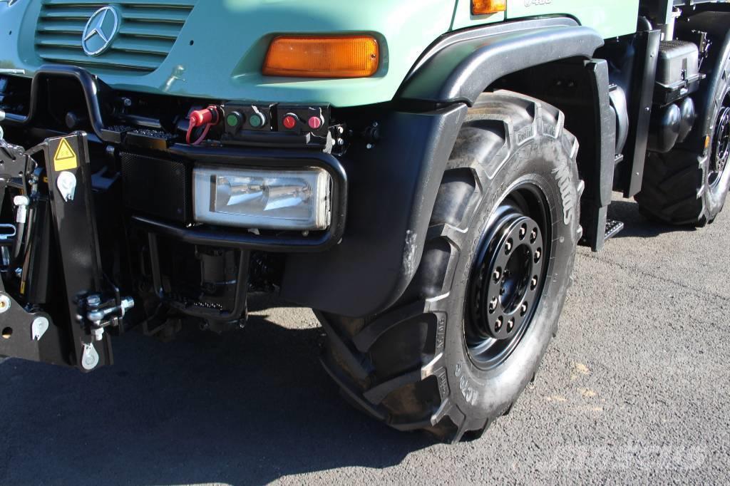 Mercedes-Benz U400 Unimog Tractors