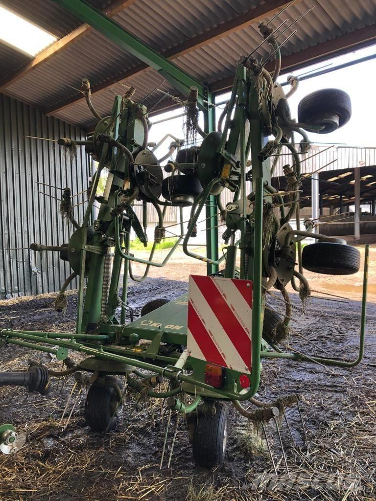 Krone 8.82/8 Tedder Rakes and tedders