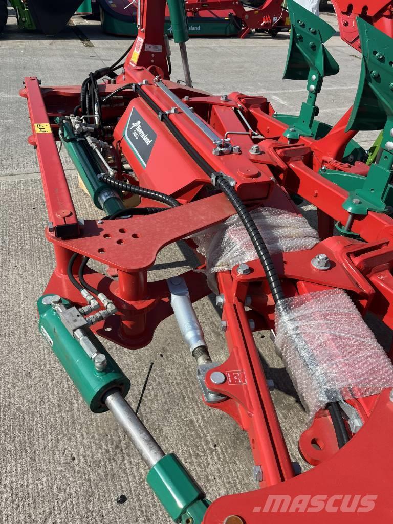 Kverneland 3400S Reversible ploughs