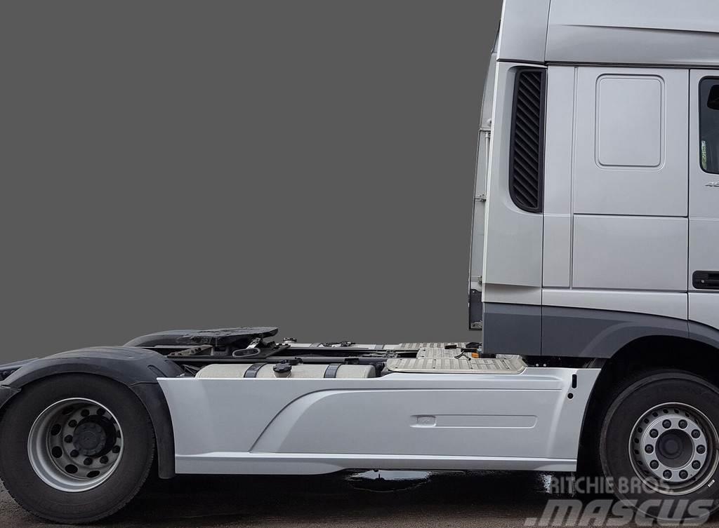 DAF XF106 E6 Sideskirts / Fairings Other components