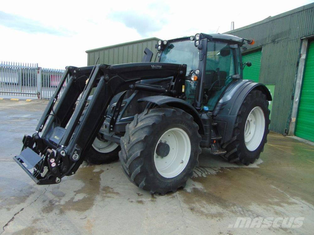 Valtra N 174 Tractors