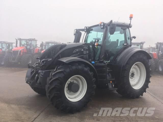 Valtra T214 Versu Tractors