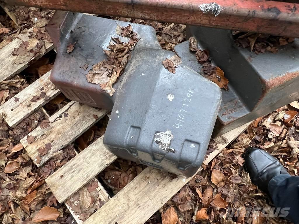 Massey Ferguson 170kg Belly Weight Other tractor accessories