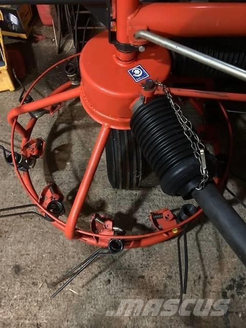 Kuhn Haybob 360 Rakes and tedders