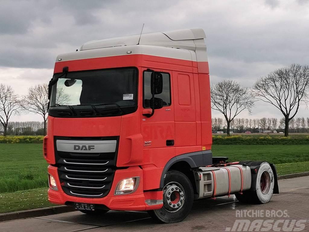 DAF XF 440 spacecab manual Tractor Units