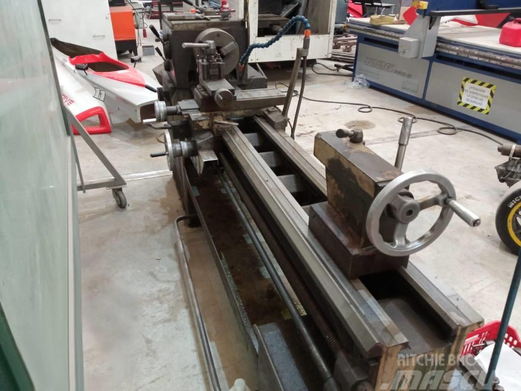  Pinacho lathe L1/225 second hand 5.5 cv Other