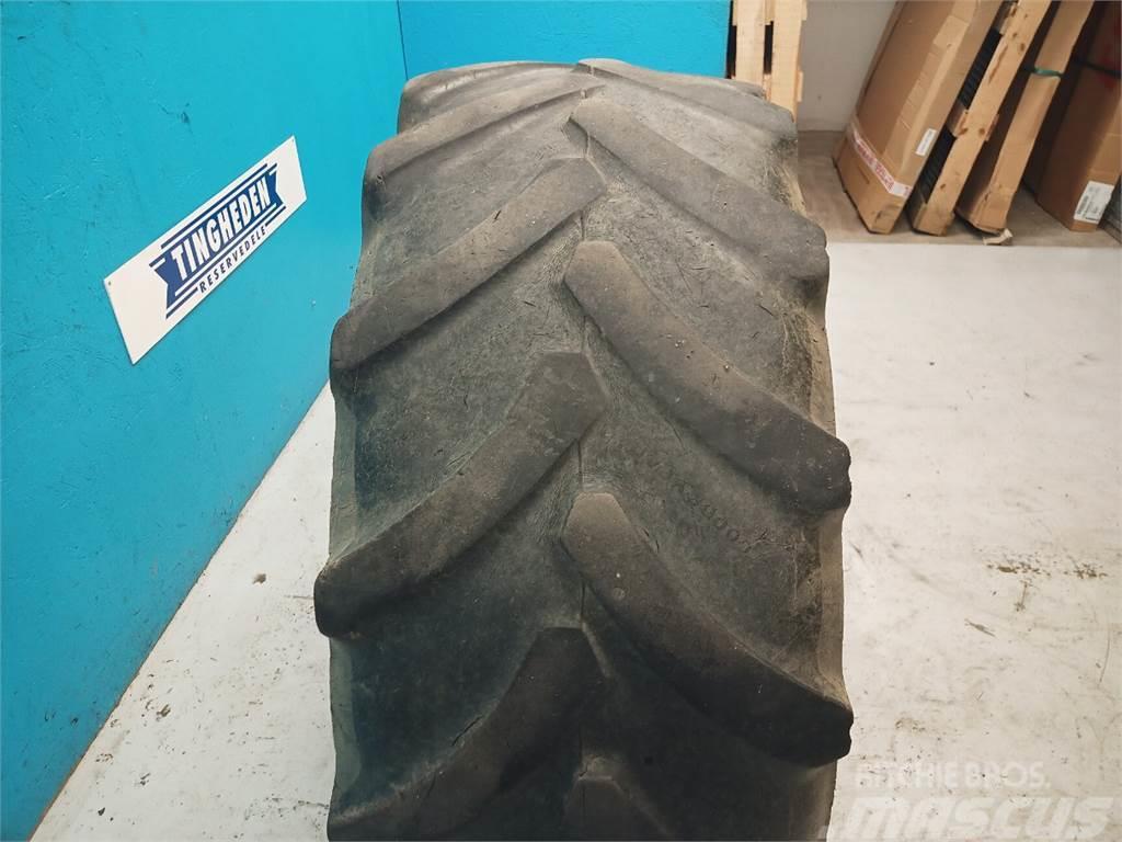  24 420/70R24 Tyres, wheels and rims