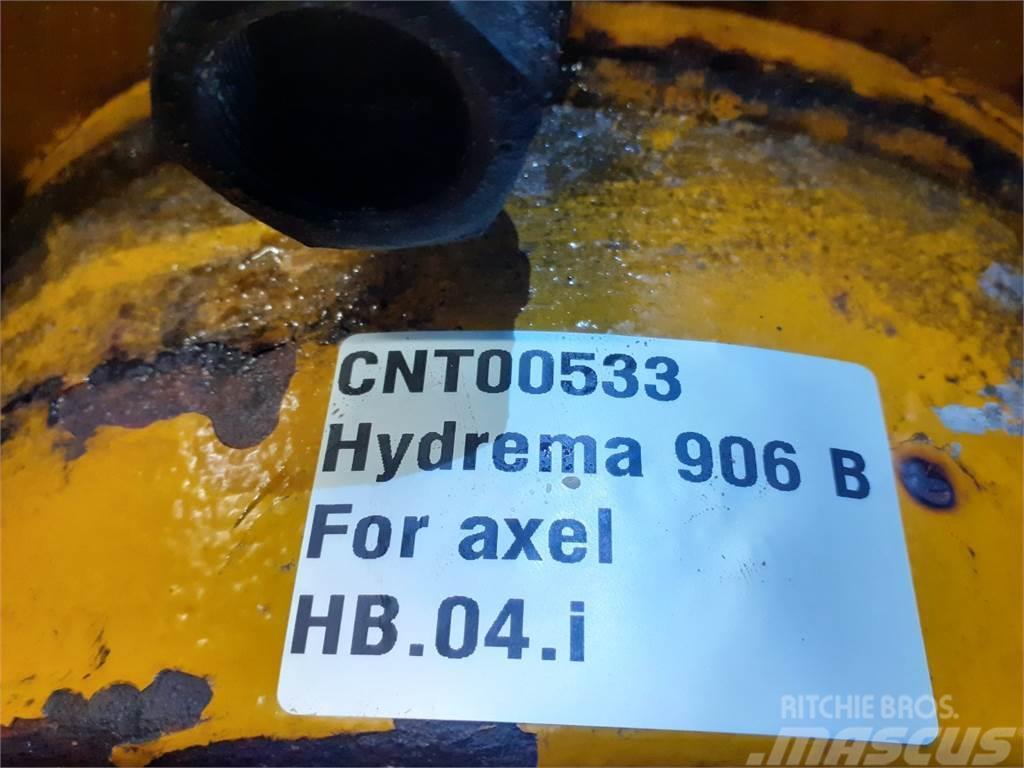 Hydrema 906B Axles