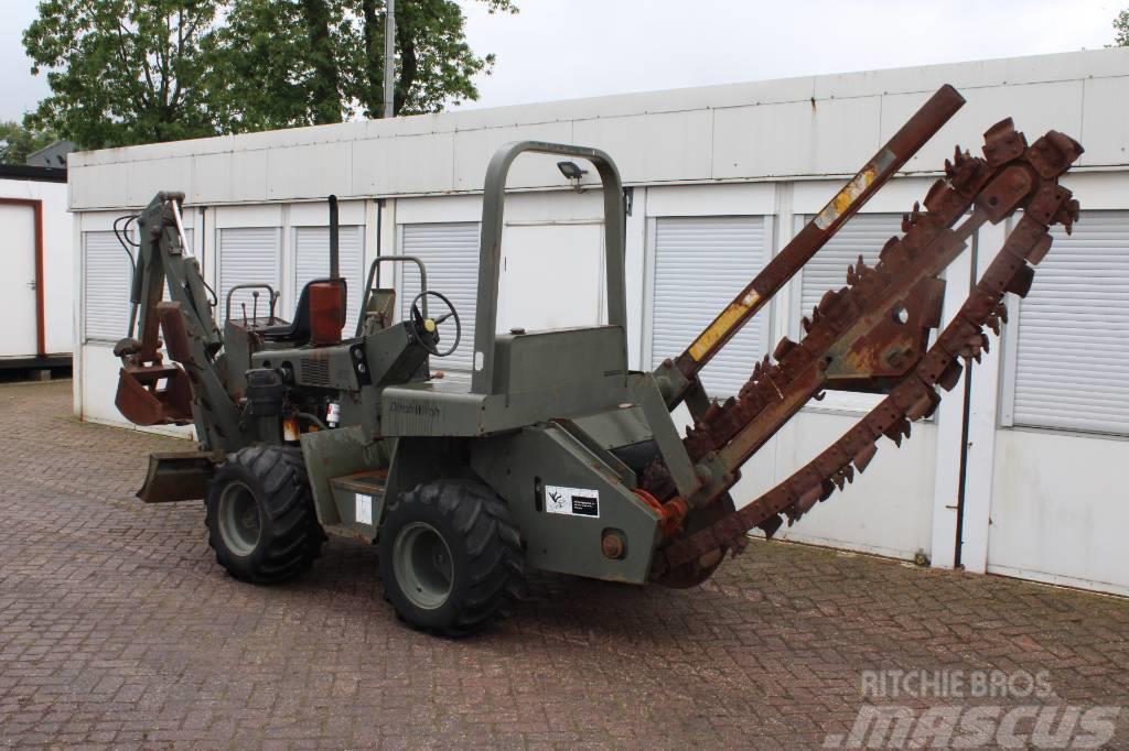 Ditch Witch 3210 Trenchers