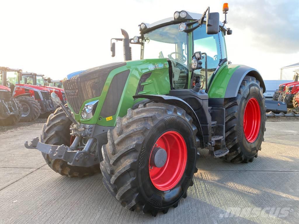 Fendt 828 Vario S4 Profi Tractors