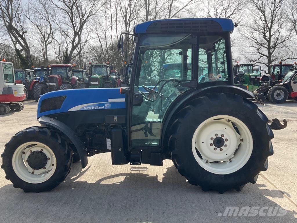 New Holland T 4050 F Tractors