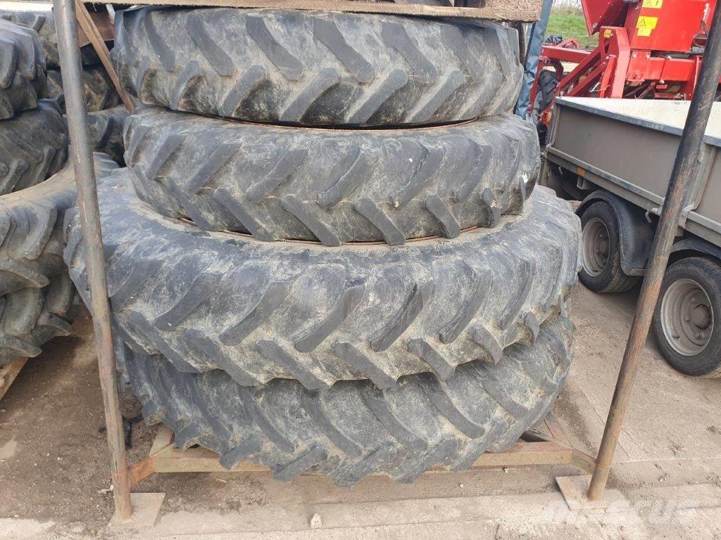  13.6 R48 Tyres, wheels and rims