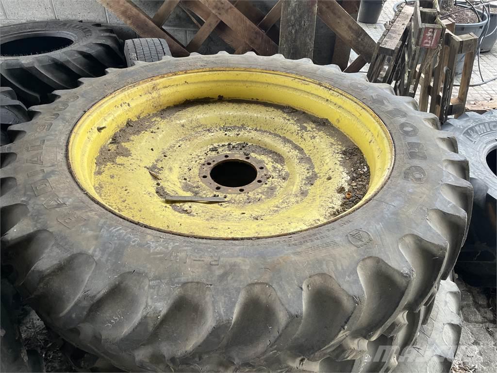  Brocks 380/90R50 Tyres, wheels and rims