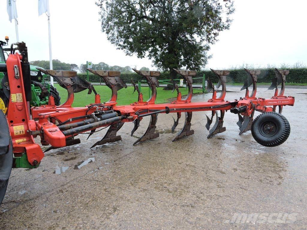Gregoire-Besson HRPB7 Reversible ploughs