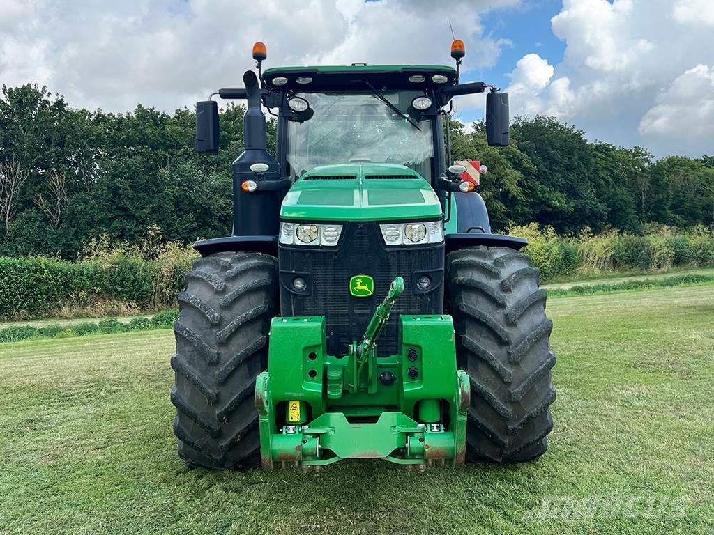 John Deere 8370R Tractors