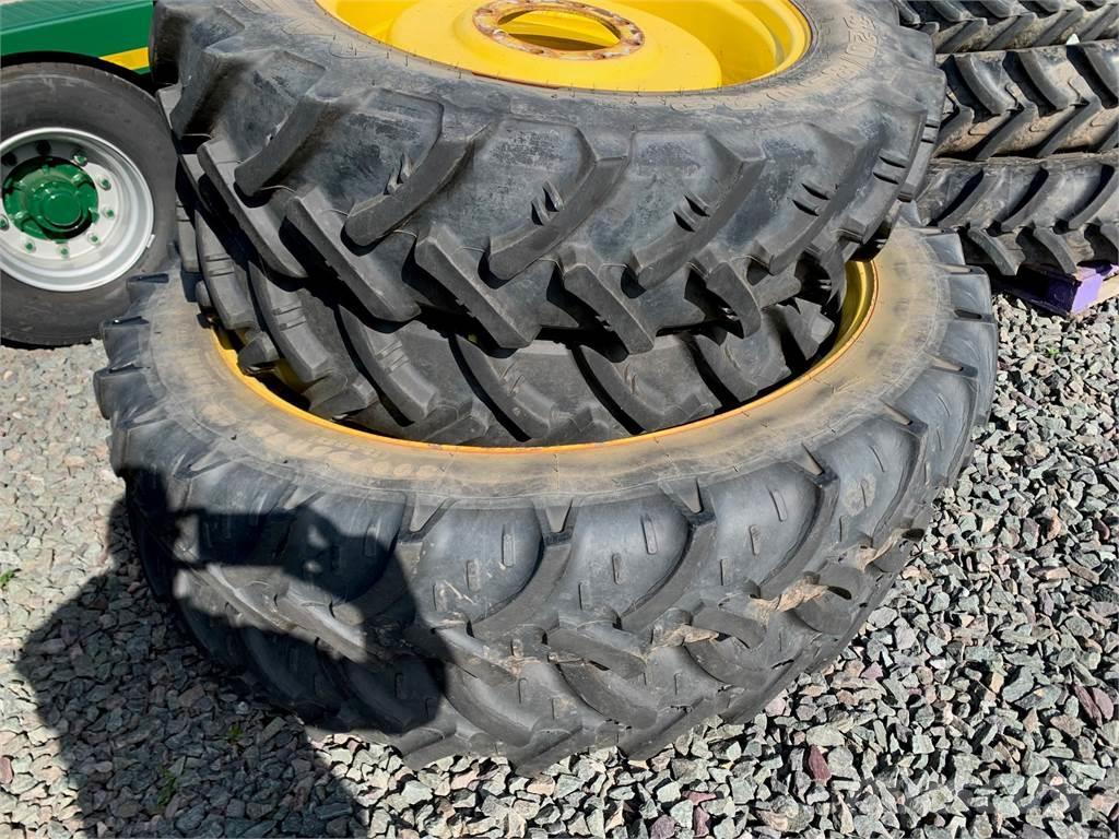  ROWCROPS Tyres, wheels and rims
