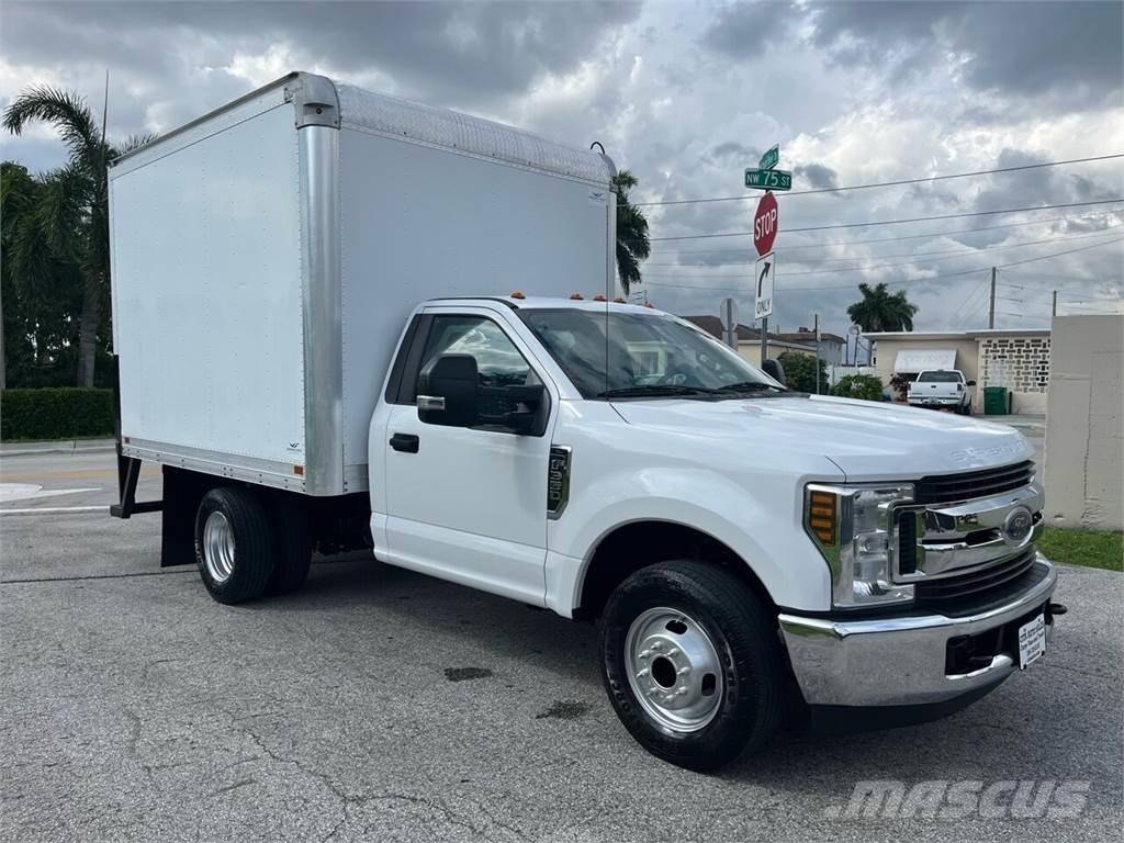 Ford F350 SD DRW 10 FT BOX TRUCK LOADING RAMP, 2018, Medley, Florida