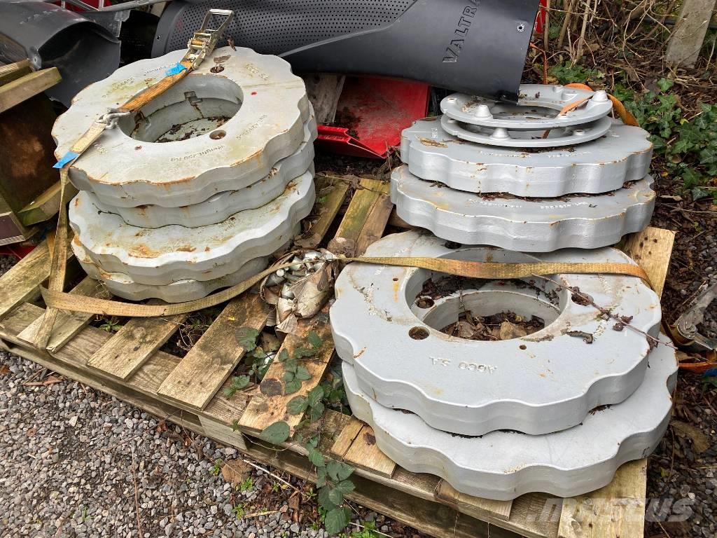 Massey Ferguson 2 x 250kg Wheel Weights Other tractor accessories