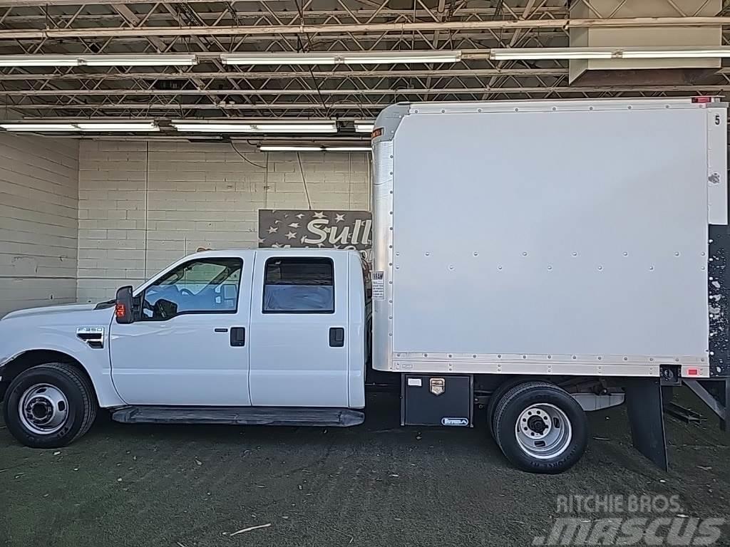 Ford F-350 Chassis Pick up/Dropside