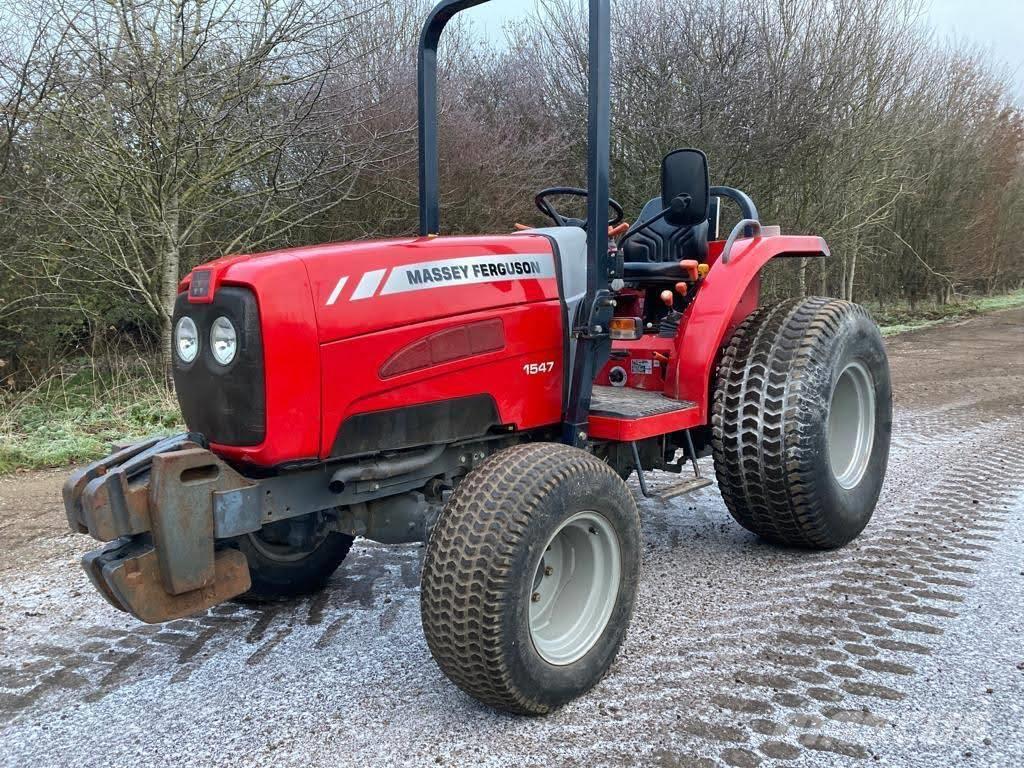 Massey Ferguson 1547 Tractors