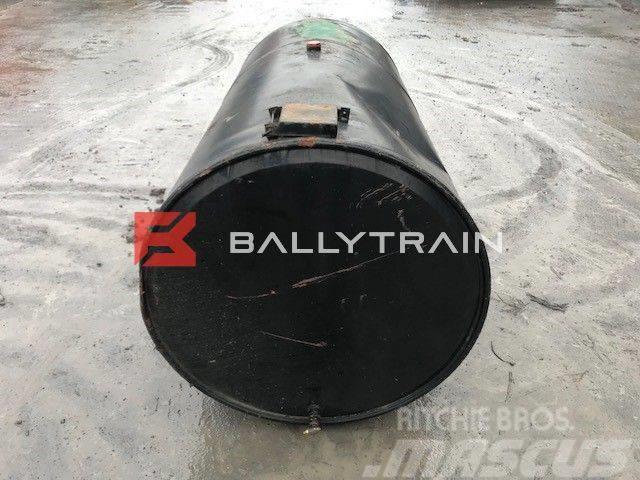  Oil/Fuel 1300LTR Tank €200 Other