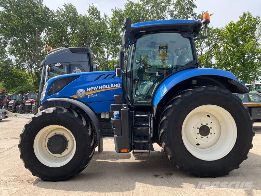 New Holland T 7.210 Tractors