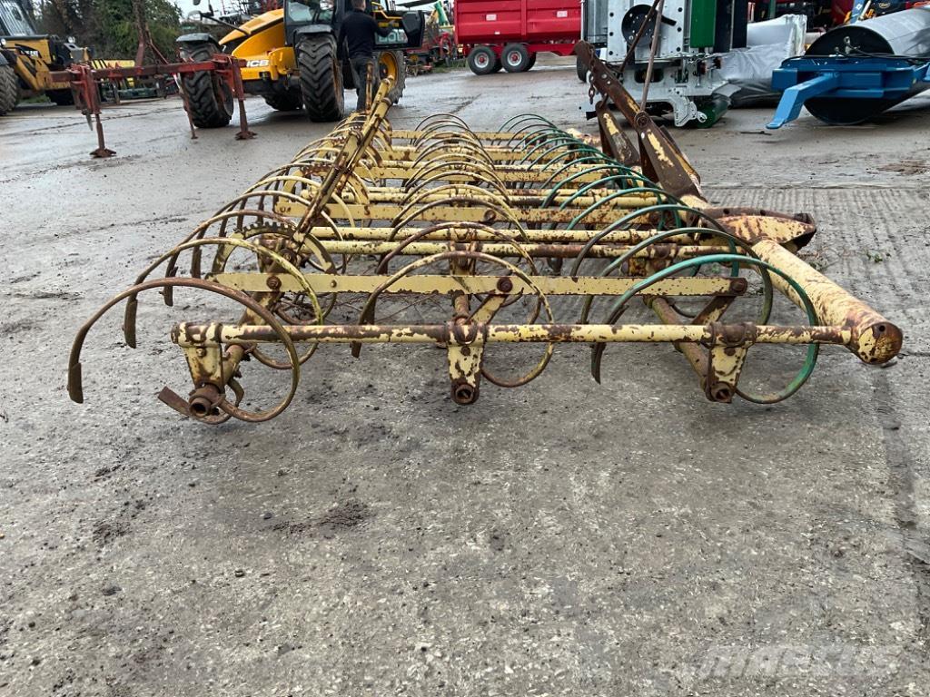 Bomford 39 Cultivators