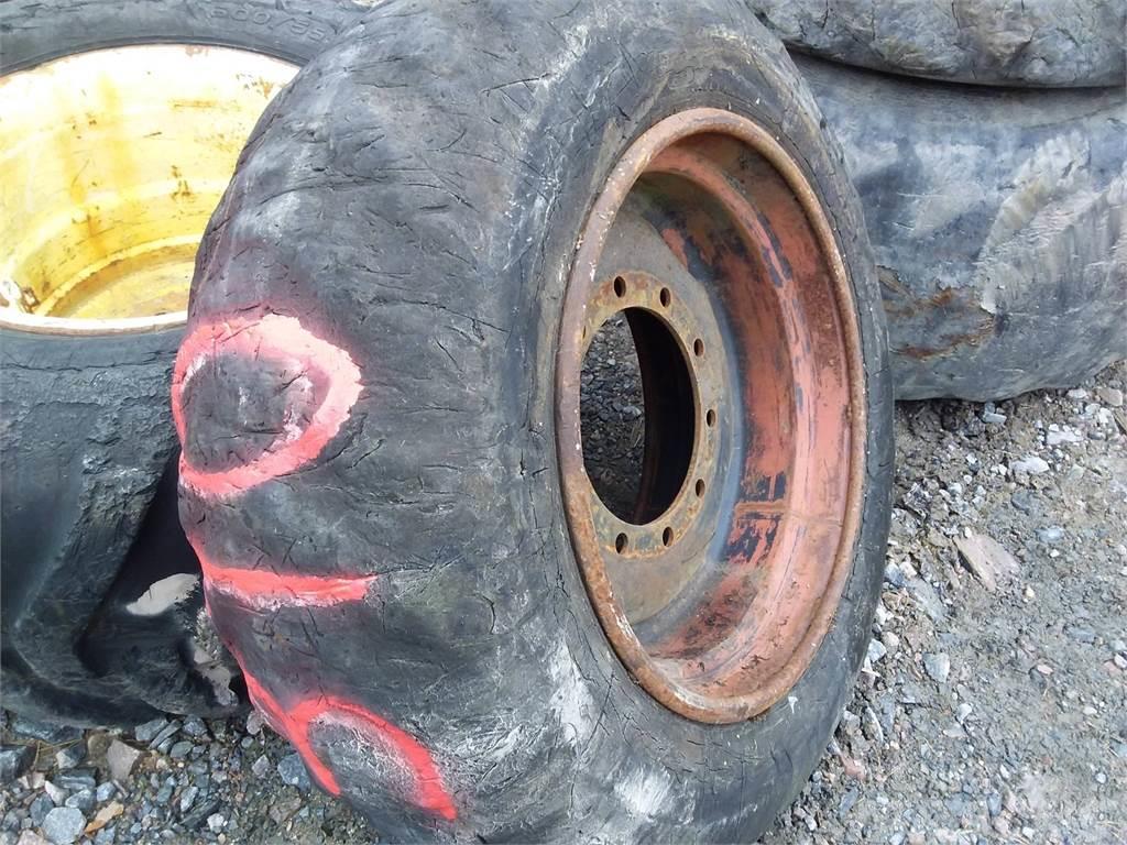  Other Typ 404 400/60x26,5 Tyres, wheels and rims