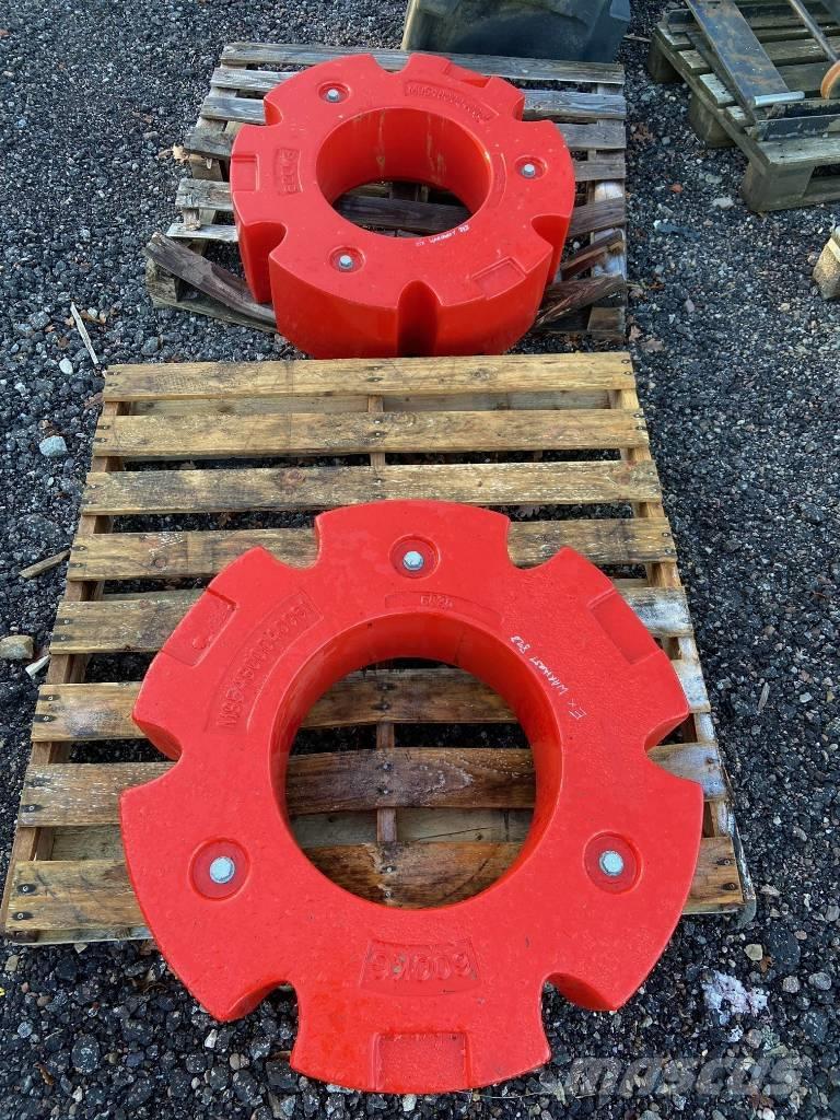 Fendt 2 x 600kg Rear Wheel Weights Tyres, wheels and rims
