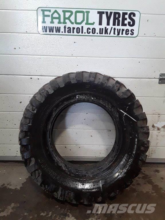  Armstrong Flo-Trac Tyres, wheels and rims