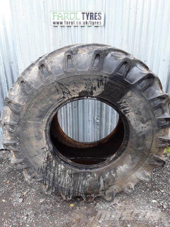 Bomag Tr135 Tyres, wheels and rims