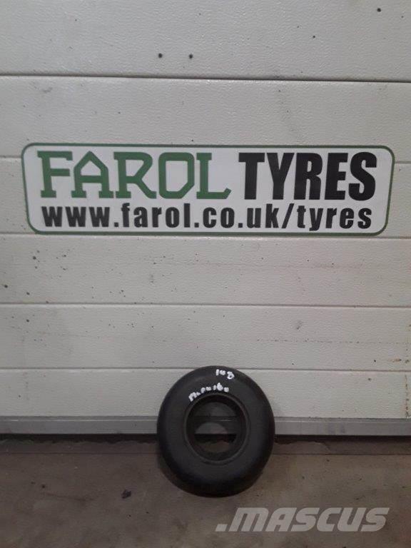 Carlisle Amerityer Soild Smooth Tyres, wheels and rims